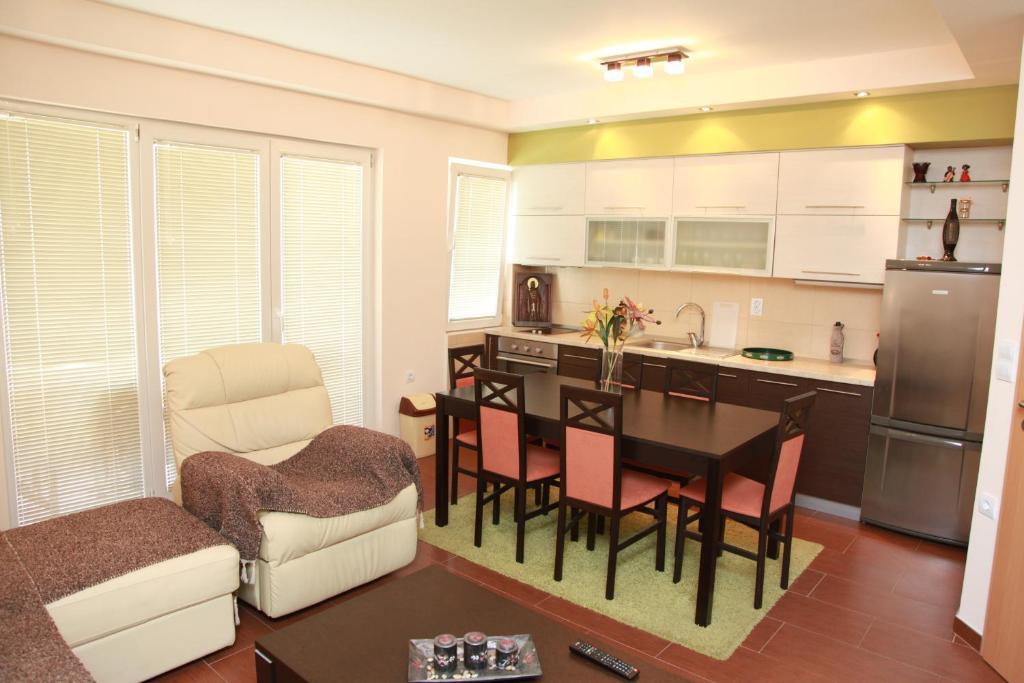 Apartments Elena オフリド 部屋 写真
